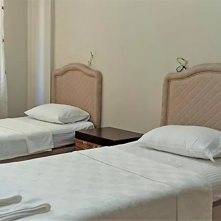 Central 2 Bedroom House With A Lovely Terrace And A Calming View In *